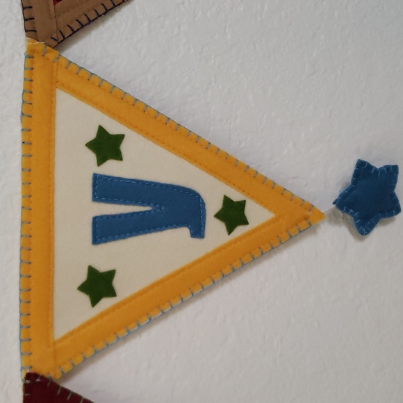 Happy Birthday Felt Bamner - Picture 10 of 13